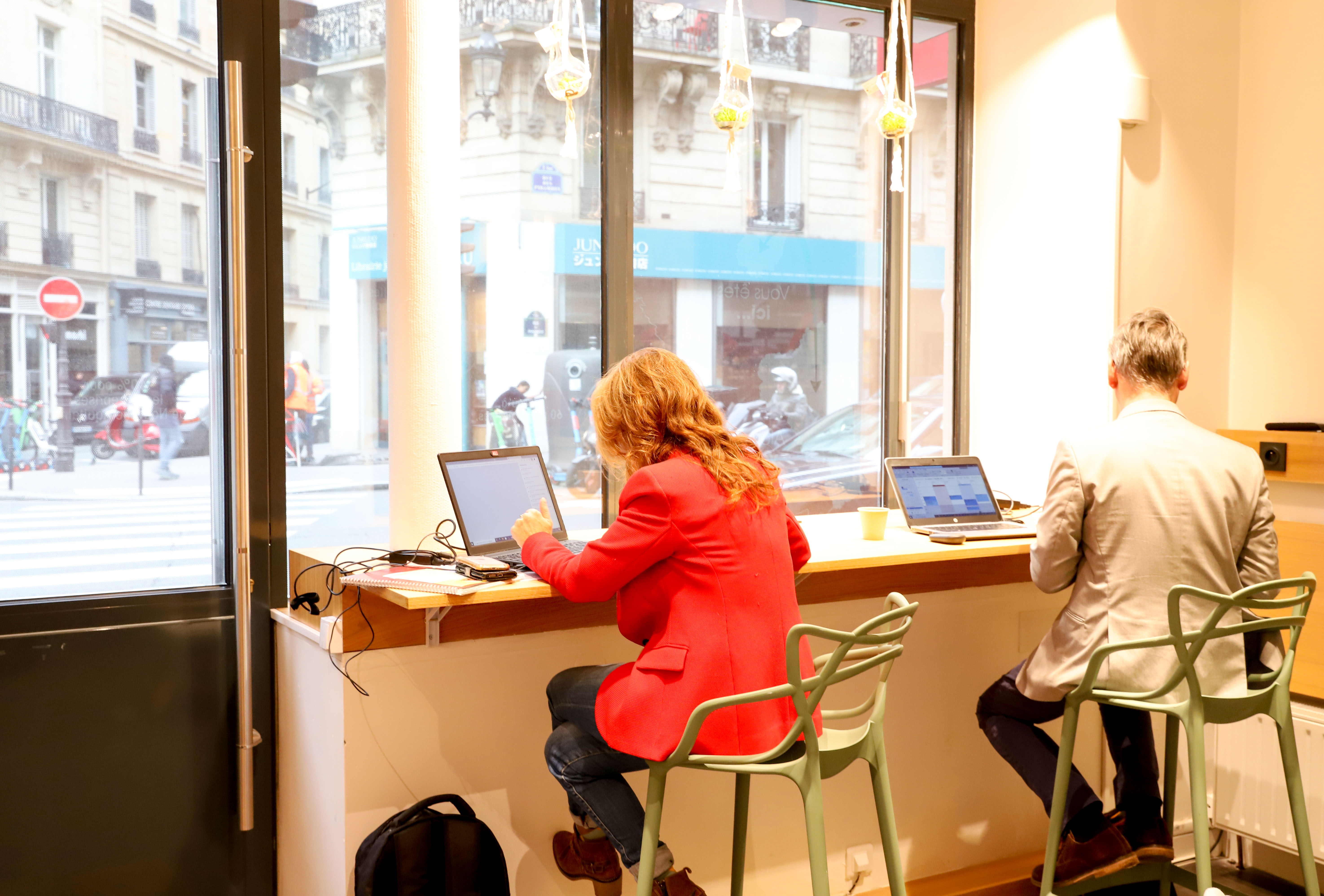 espace de travail partagé à la Maison de la Nouvelle-Aquitaine à Paris